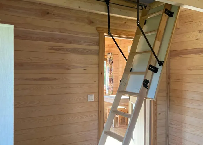 Caloroczne Z Antresola Przytulisko Na Mazurach * Ручане-Нида